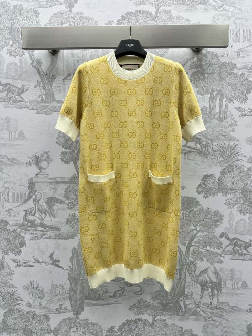 グッチヒグチユウココピー ワンピース セーター ニット素材 柔らかい 個性的 半袖 花柄 ファッション イエロー