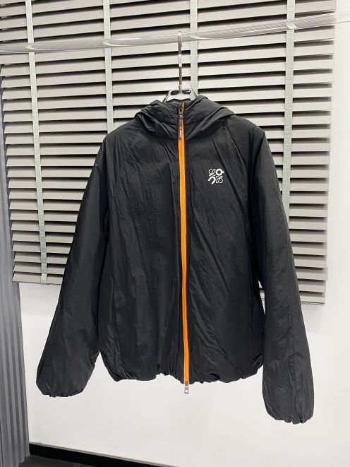 loewe ダウン ジャケットコピー アウター トップス 暖かい 厚い冬服 フード付き ハイネック 防風 ブラック