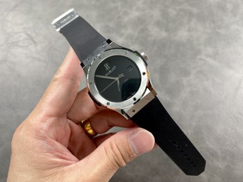 時計 の ウブロコピー 腕時計 ファッション 防水 ウォッチ  紳士 シンプル ブラック