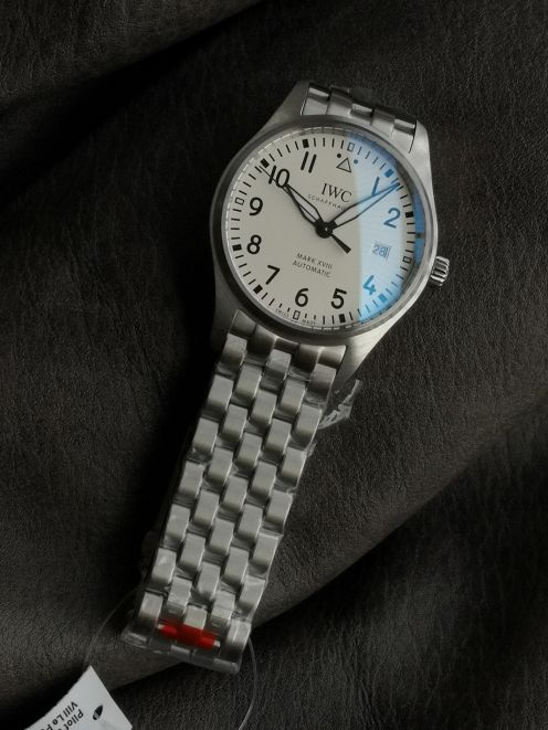 iwc 腕時計偽物 ウォッチ 通勤 ポートフィノ 防水 ハンサム 紳士 ファッション ホワイト