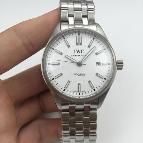 お洒落！時計 iwc 価格スーパーコピー ウォッチ 通勤 ポートフィノ 防水 ハンサム 紳士 ホワイト