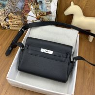 エルメスバッグ 購入方法偽物 メンズ 紳士 ビジネス 通勤 斜め掛けバッグ 男女兼用 ブラック