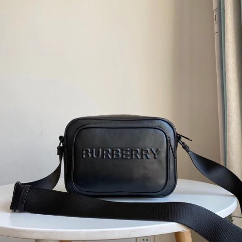 お買い得品 バーバリー バッグ 斜 めがけコピー 斜め掛けバッグ カメラ収納 レザー 牛革 ブラック