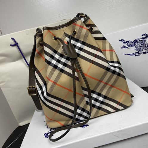 お洒落 バーバリー ミニ バック偽物 レザー 牛革 バックバッグ 人気品 ブラウン