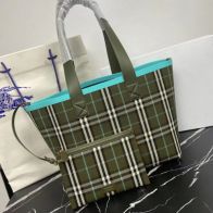 上質品 バーバリー ミニ バッグコピー トート ハンドバッグ 牛革 レザー 大容量 グリーン