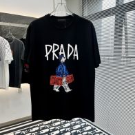 prada ティー シャツ偽物 半袖Ｔシャツ トップス プリント 純綿 ゆったり 通気性いい ブラック