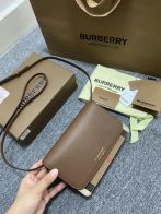 お買い得なburberry カバン偽物 レザー 優雅 本革 斜め掛けバッグ ブラウン