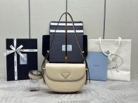 お得品‼プラダバッグ 韓国スーパーコピー 本革 レザー 斜め掛けバッグ 1BD365 杏色