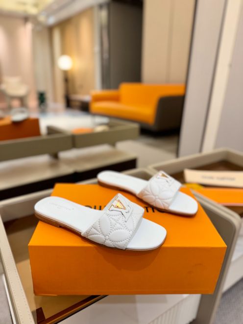 LVSHOE0705M10