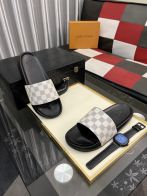 ルイヴィトン サンダルヒールスーパーコピー スリッパ 柔軟 夏のシューズ  グレー