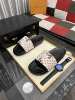 超激得の新品 ルイヴィトン サンダル サイズ感コピー シンプル ゆったり スリッパ ハンサム ホワイト