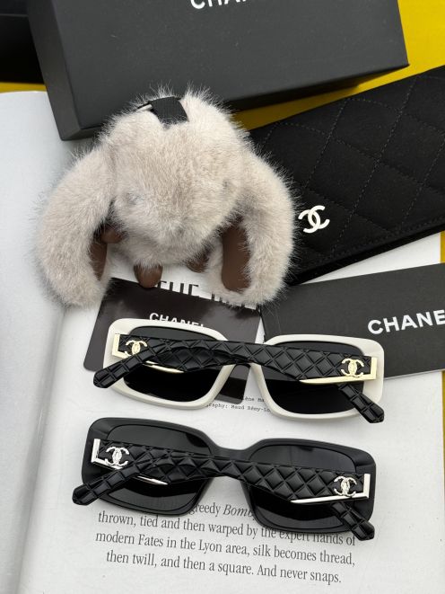 シャネルサングラス 買取価格スーパーコピー 日焼け止め UVカット 眼鏡 CH3551 2色可選