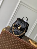 ルイヴィトンバッグ 偽物 見分け方Ｎ級品 M13387 柔らかい バックバッグ ミニサイズ 優雅レディ ブラック