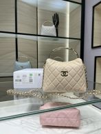 シャネルバッグ 質屋 相場コピー ハンドバッグ 斜め掛け レザー 牛革 優雅 AP4591Y 杏色