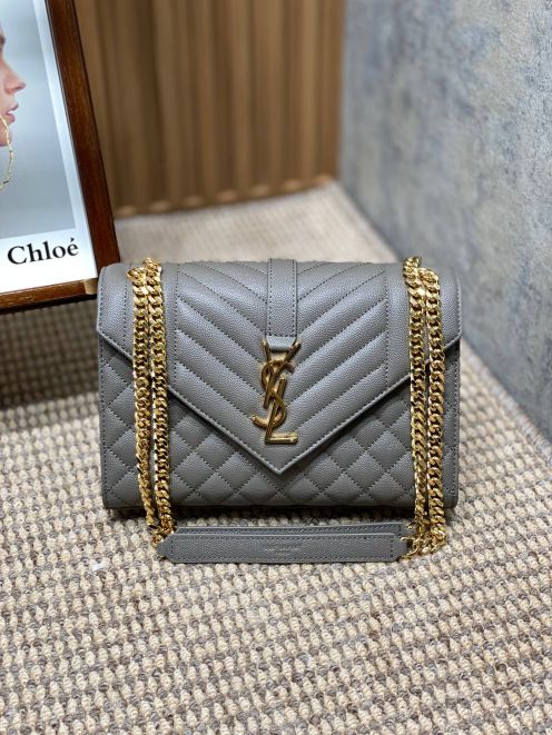 お値打ち価格 サン ローラン バッグ 公式コピー 斜め掛け チェーンバッグ 本革 392739 グレー