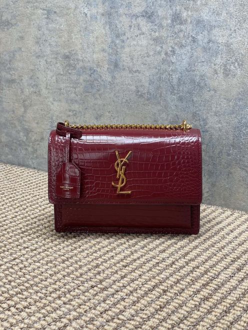 高級感 サン ローラン クラッチ バッグ偽物 レザー 鰐魚革 斜め掛けバッグ 本革 441971 レッド