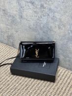 目を引く存在感 サン ローラン トート バッグ 人気コピー 斜め掛けバッグ 本革 635095 ブラック