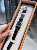2025年のお買い得品 エルメス 時計値段スーパーコピー 牛革 シルバーケース ウォッチ 腕時計 ブラック