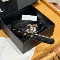 シャネルベルトバックコピー レザー 本革 女性 幅30ｍｍ シンプル ブラック