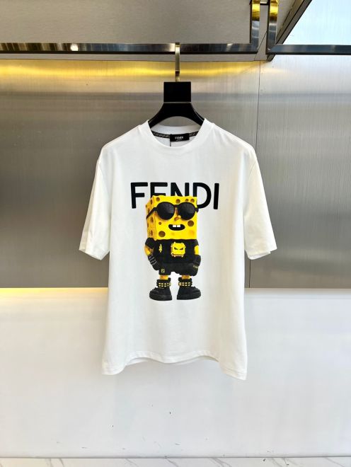 魅力的な フェンディ t シャツ レディースコピー 純綿 トップス プリント 短袖Ｔシャツ ホワイト