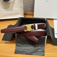 レディース セリーヌベルト偽物 幅2.5cm レザー 男女兼用 ビジネス 通勤 ゴールドバックル レッド
