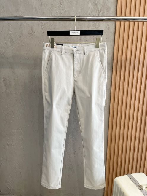 お買い得なフェンディ パンツ スーパーコピー カジュアルパンツ 柔らかい 美脚 ホワイト