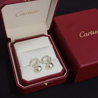 超人気 カルティエイヤリング 付け方Ｎ級品 ダイヤモンド付き 優雅 ファッション シルバー