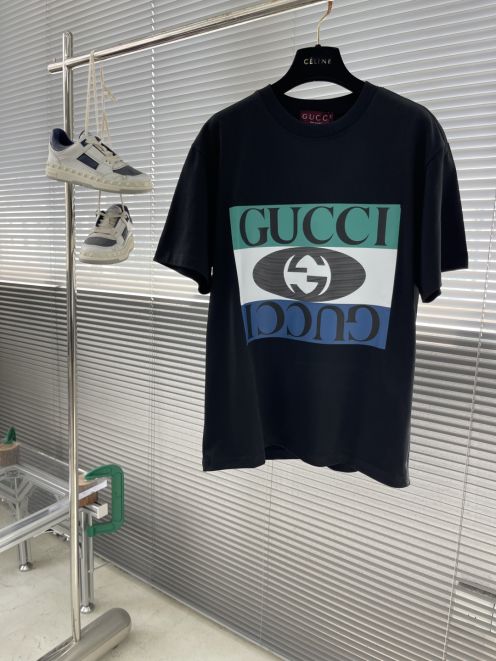 グッチ ブランド コピー 安全通販 ロゴプリント ユニセックス 半袖Tシャツ