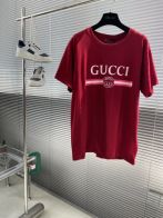 グッチ ブランド コピー 安全通販 2025春夏新作 メンズ刺繍入り半袖Tシャツ 高級感仕上げ 細部まで忠実