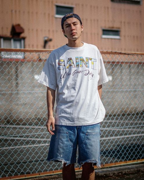 セントマイケル 油画プリント SUPER DIRTY ロゴ SS Tシャツ 男女兼用 夏服 通気 シンプルデザイン 快適な着心地 品質保証