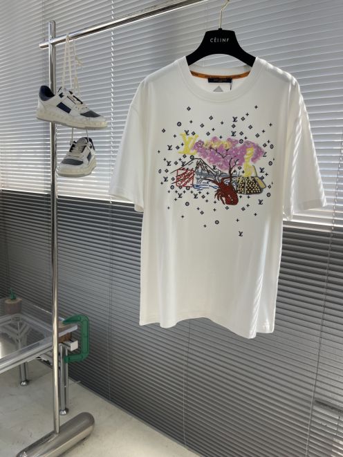 ルイ・ヴィトン Tシャツ 2025新作 偽物 夏服 男女兼用 カラフルデザイン 快適な着心地 高評価 レビュー多数