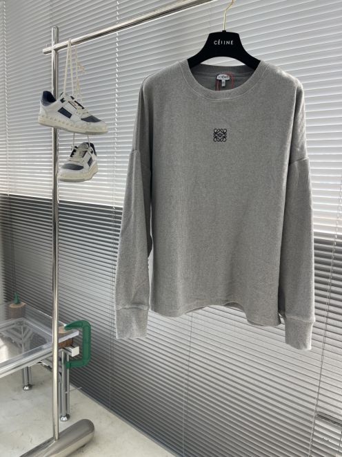 ロエベ Tシャツ ブランド コピー 安全通販 グレー 長袖 ロゴ刺繍 高級レベル仕様 レビュー高リピ率 秘密厳守配送