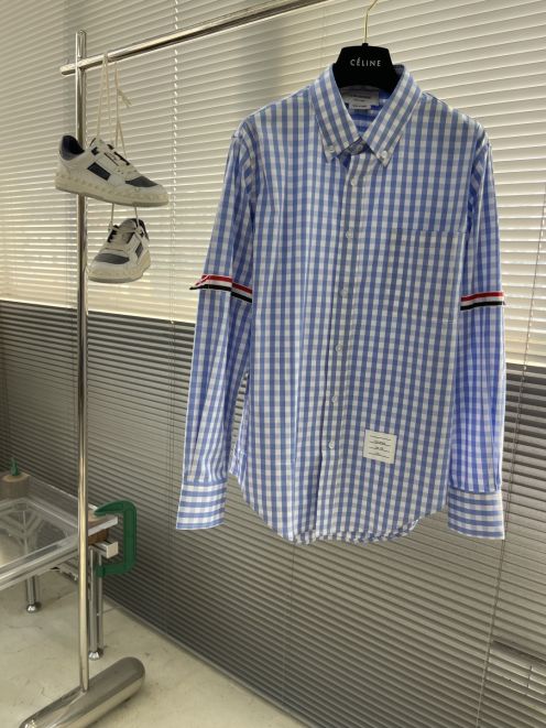トムブラウン コピー 2025新作 チェックシャツ ブランド 服 激安 シンプルデザイン 快適な着心地 即納対応