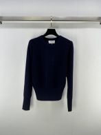 トムブラウン 偽物 バレない再現度 2025新作 ネイビーニットセーター ブランド 服 コピー 激安 快適な着心地 即納対応