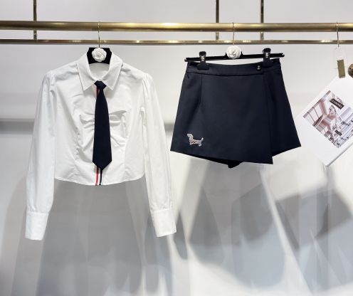 トムブラウン n級 コピー 2025新作 シャツ＆ショートパンツ セットアップ 高再現度 上品スタイル