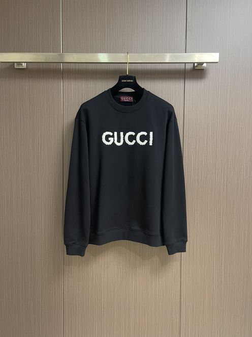 グッチ ブランド コピー スウェット 2025新作 ブラック 白ロゴ刺繍 男女兼用 通気 快適な着心地 高品質仕上げ 安心サイト