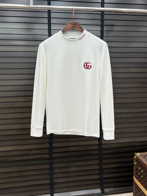 グッチ ブランド コピー 長袖Tシャツ 2025新作 ホワイト GGロゴ刺繍 襟ロゴ入り 通気 快適な着心地 シンプルデザイン 安心サイト