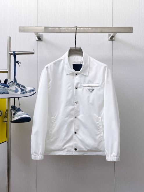 プラダ ジャケット 偽物 バレない再現度 2025新作 高評価 上質感漂うデザイン 安心サイト 高品質仕様 丁寧な縫製