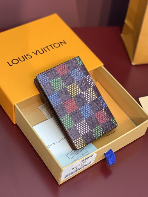 ルイ・ヴィトン 激安通販 高級レベル仕様 カードケース 2025新作 圧倒的な再現度 数量限定入荷 正確な刻印