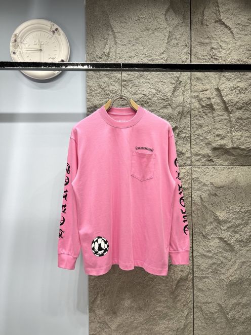 クロムハーツ 長袖Tシャツ コピー 2025新作 ピンクカラー 個性派デザイン 上質素材 高級感 満足度高い一枚