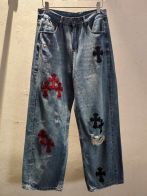 クロムハーツ ジーンズ スーパーコピー 2025新作 クロスパッチデザイン ヴィンテージ加工 高級感デニム