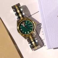 ヴェルサーチ 優良サイト 高級レベル仕様 精密ディテール 高再現度 メンズ腕時計 グリーンダイヤル&times;ゴールドベゼル 2025新作