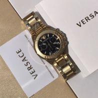 ヴェルサーチ コピー 高再現度 高級レベル仕様 精密ディテール メンズクロノグラフ腕時計 ゴールド&times;ブラック 2025新作
