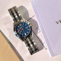 ヴェルサーチ スーパーコピー 優良サイト 高再現度 高級レベル仕様 精密ディテール メンズ腕時計 ブルーダイヤル 2025新作