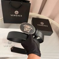 ヴェルサーチ ブランド コピー 安全通販 高級感仕上げ 上質な質感 洗練デザイン シルバーメデューサベルト