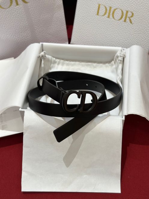 ディオール ブラック ベルト n級 高級感仕上げ 上質レザー仕様 精密ディテール メンズ 人気モデル