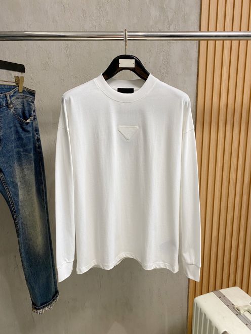 プラダ 長袖Tシャツ メンズ スーパーコピー 優良サイト 数量限定入荷 職人技術再現 ホワイトロゴステッチモデル 上質素材仕様