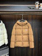 プラダ ダウンジャケット メンズ 偽物 バレない再現度 安心の日本倉庫 正確な刻印仕様 高品質ナイロン素材 軽量で暖かいフード付き