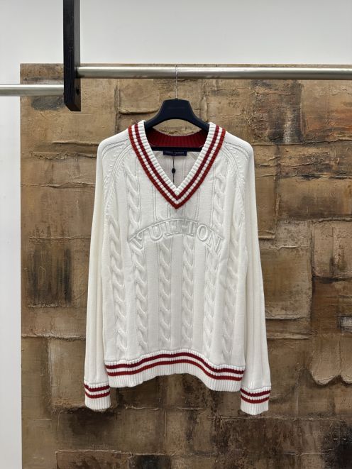 ルイ・ヴィトン ニット コピー 高再現度 安心サイト 2025新作 本格派モデル 丁寧な縫製 上質感漂うデザイン 通気 快適な着心地