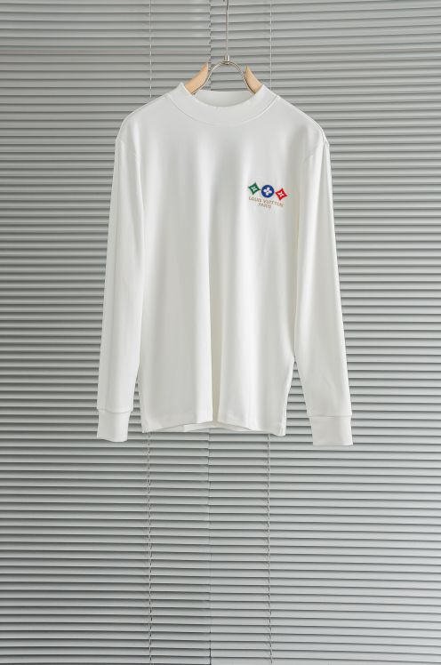 ルイ・ヴィトン 長袖Tシャツ メンズ 2025新作 スーパーコピー 高再現度 本格派モデル 快適な着心地 丁寧な縫製 ブランド 服 コピー 激安